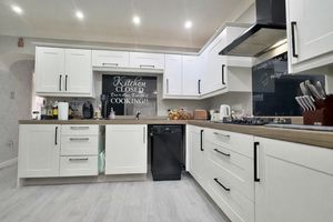 Photo 8- click for photo gallery